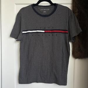 TOMMY HILFIGER VINTAGE Y2K TEE